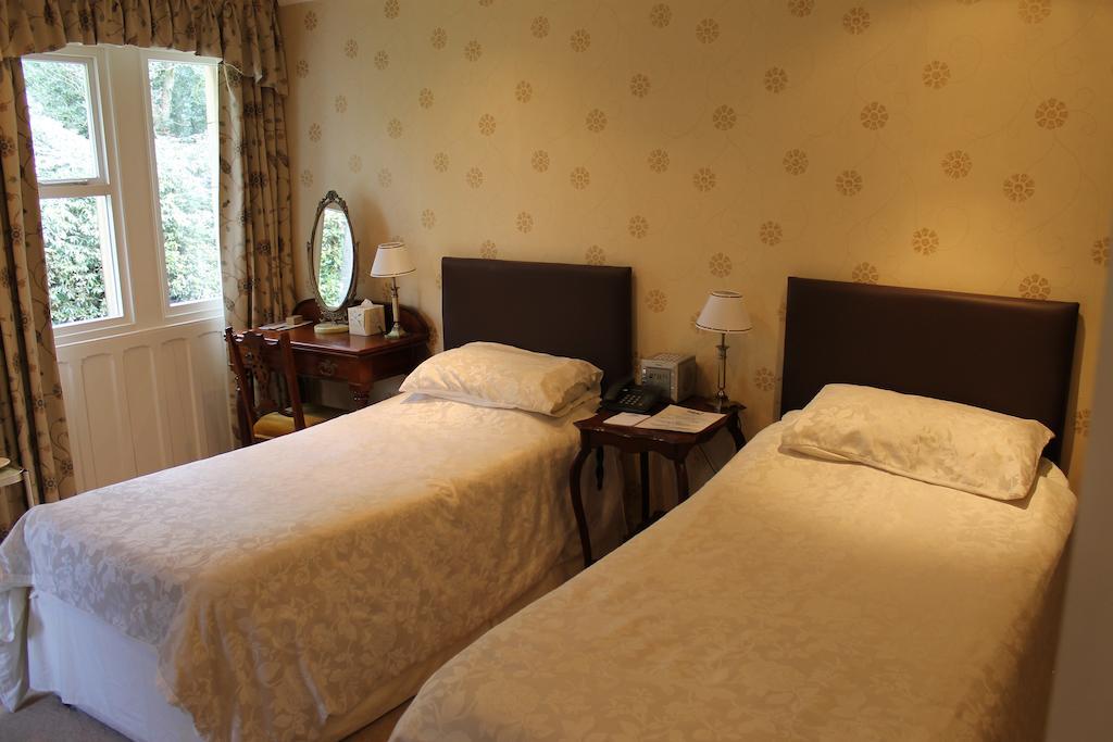 Oakwood Hall Hotel Bingley Szoba fotó